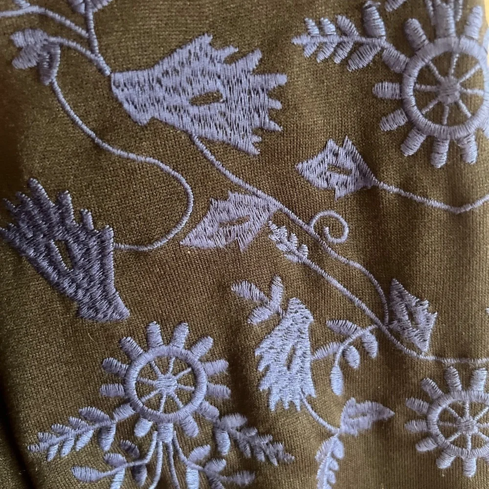 Black Sweater with Blue Embroidered Flowers, Size Large - Picture 4 of 4